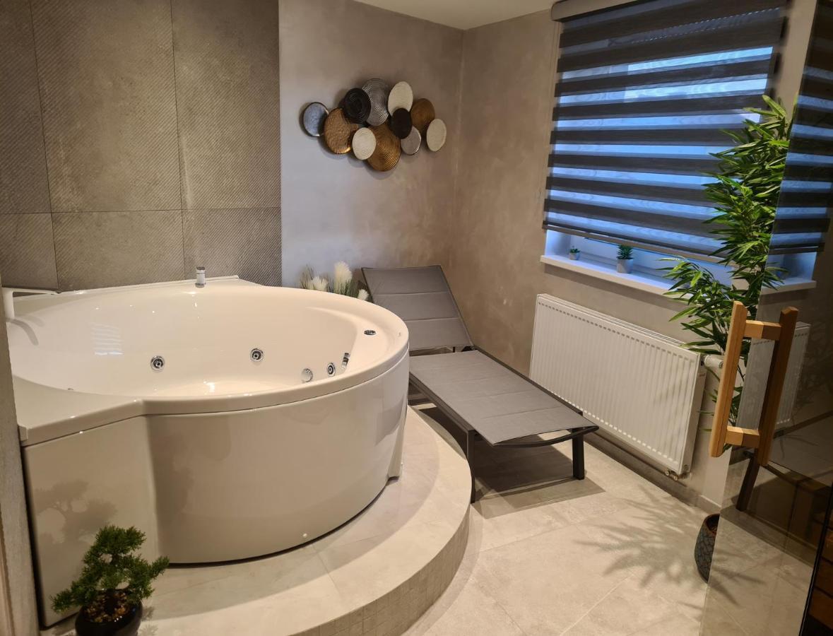 Wellness Apartments Varazdin Luaran gambar